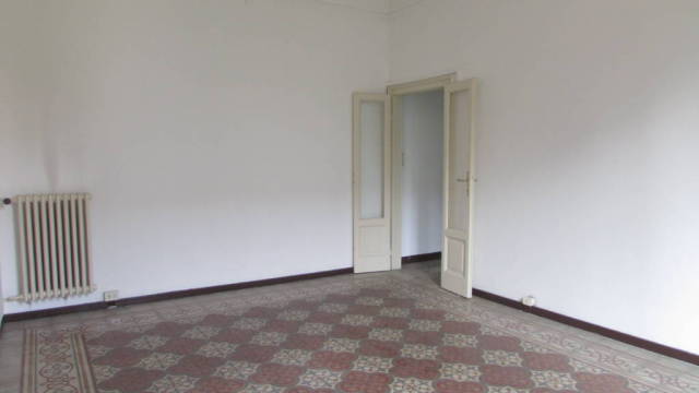 2 locali v.ze Washington