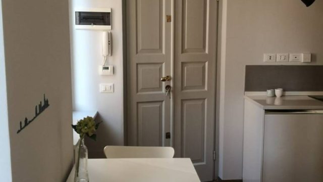 Monolocale ristrutturato Via San Calocero MM SANT’AGOSTINO