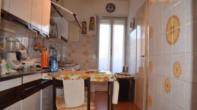 Quadrilocale Piazza Vesuvio – Dezza