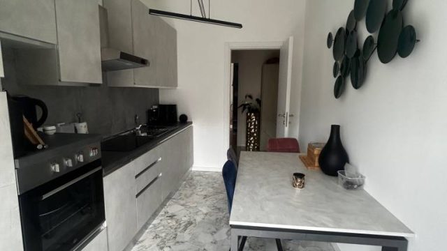 3 locali ristrutturato Solari Cola di Rienzo