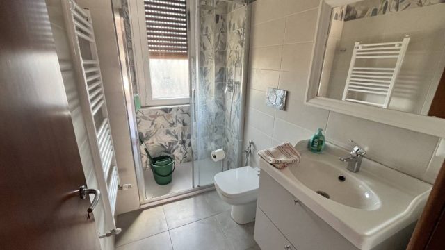 Bilocale con terrazzo di 23 mq Melchiorre Gioia Bilocale con terrazzo di 23 mq Melchiorre Gioia