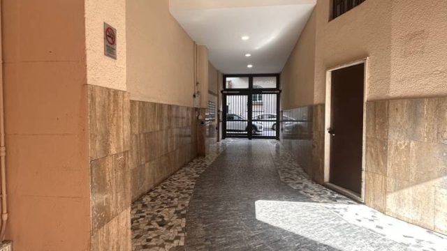 Appartamento ristrutturato MM Santa Sofia Appartamento ristrutturato MM Santa Sofia